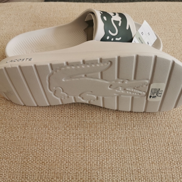 Mens lacoste sliders - Picture 2 of 3